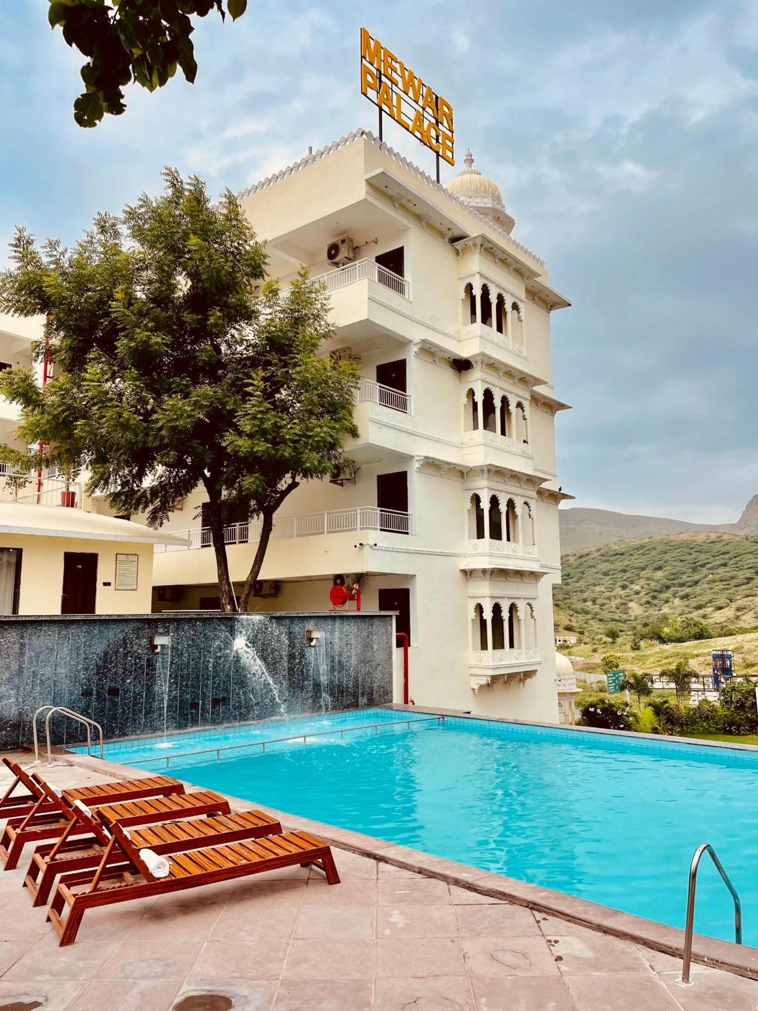 Mewar Palace Resort And Spa Udaipur Bagian luar foto